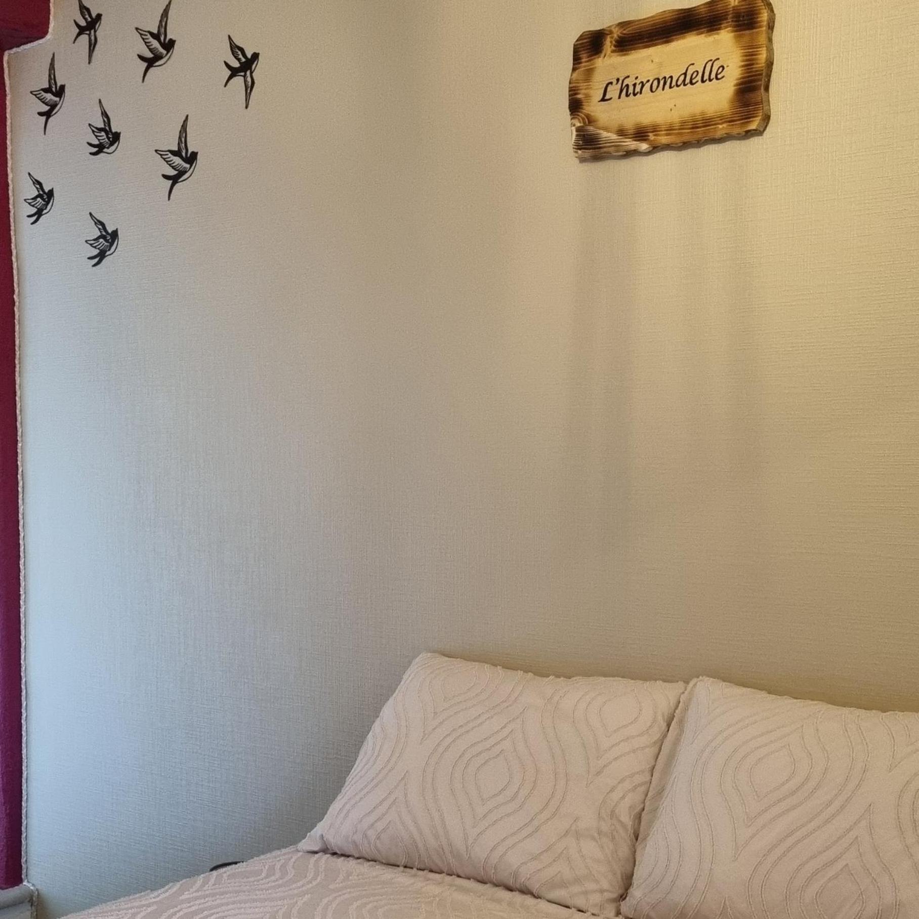 L'Hirondelle Bed & Breakfast Le Grand-Serre Exterior foto